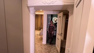 The Stepmother Drilled Her Stepson by Sitting on His Face