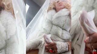 Transbride Cumcovered in Bridalchamber