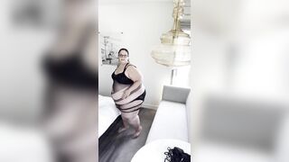 Fat Paradise: Hotel Suit N Squeeze