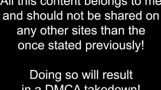 Peeing on powdered sugar