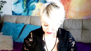 Phat aged web camera wench Aimee Sexy mother I'd like to fuck and a close-up of her concupiscent vagina .!. ))