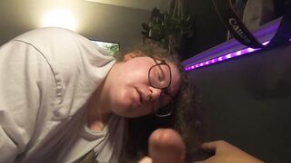 Virginal Corpulent white nerd hotty with glasses sucks wang and licks up the cum