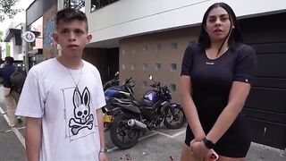 Sexy mother I'd like to fuck lets empanada vendor cum on her melons, all cuz of a wager!! - MELANY LATIN BABE