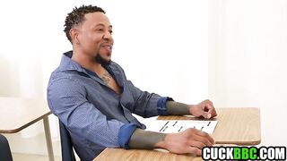 Cuckold spouse films wife screwing her ebony students