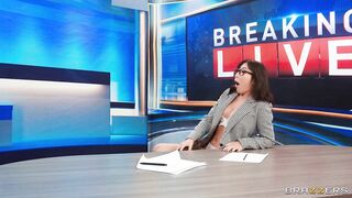 Brazzers - Breaking News: This babe Desires to Screw