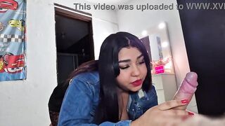 Cutie abandoned by her boyfriend is helped and drilled by a stranger