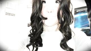 Nancy & Ely Pt5! Female rubber doll Elise plays upclose with her constricted rubber snatch and body!