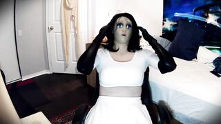 Elfie & Poppy Pt1! Awkward and shy Rubber manga doll Elfie shows u her cute rubber body!