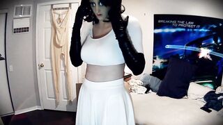 Elfie & Poppy Pt1! Awkward and shy Rubber manga doll Elfie shows u her cute rubber body!