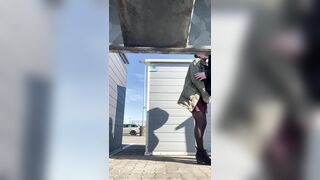 Frankfurt, Above the Dächern Spunk flow Face, Throat