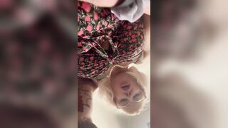 Had to take a break from work to take care of my own business. Real public climax