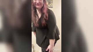 Sniffing and Describing Intensive Stinky Butt Farts