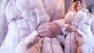 Have a Cup of Coffee with Futanari-furbitch