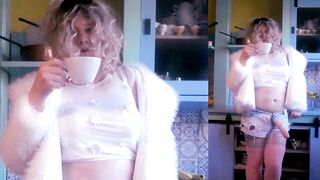 Have a Cup of Coffee with Futanari-furbitch