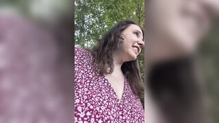 Risky squirt outside