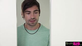 "i Don't Know If U've Stepmom Says "Why don't u give your sister some space and don't be a pervert" S23:E4