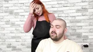 The Hairdresser Decided to Apologize for the Terrible Haircut