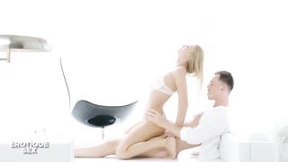 Consummate Model Nancy a Can't Stay Away From Boyfriend's Hard Dick