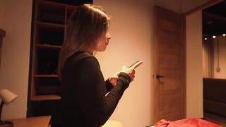 My Latin chick Stepdaughter Blows Me During the time that We See Videos! Papuchizz - Carolina Agudelo