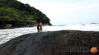 Experienced Blond Giving Her Butt in the Sand