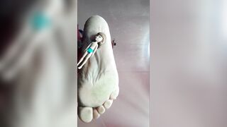 GIANTESS FEET , GLASS VIEW , AND SHRINKING FOOT WOMAN