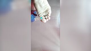 GIANTESS FEET , GLASS VIEW , AND SHRINKING FOOT WOMAN