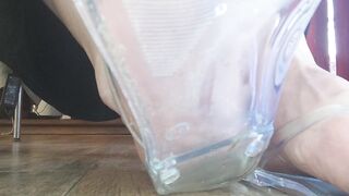 GIANTESS AND TRANSPARENT FLIP FLOP