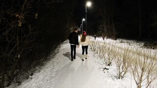 Youthful Couple Meets for Some Cunt Penetration and Facial