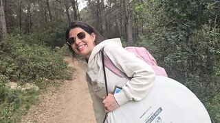 Sexy beauty has sex in the jungle in public and receives a jizz flow in her throat