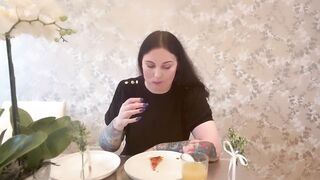 Miss Ffw Eating Cheese Pizza and Doughballs