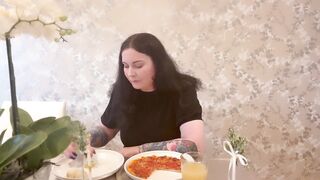 Miss Ffw Eating Cheese Pizza and Doughballs