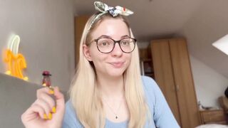 How to Tell Her About Your Micro Size!