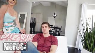 MOFOS - Smokin' Sexy mother I'd like to fuck Kit Mercer Slobbers On Zac Wild’s Jock Previous to Getting Drilled Hard On The Counter