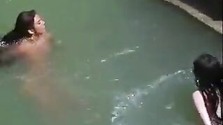 Indian swimming pool Hindi porn