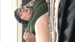 A jerk off and spunk during the time that on my expensive computer