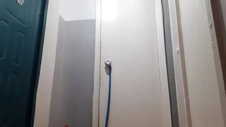 After work at the hospital I stayed to relax and cum