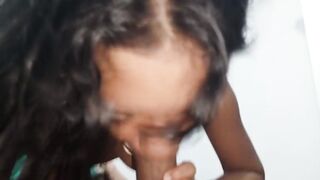 I WALK INTO MY STEP-SISTER'S ROOM AND DISCOVER HER EXPOSED, EXPECTING FOR ME TO HAVE SEX WITH HER - HOMEMADE SEX - PORN IN SPANISH