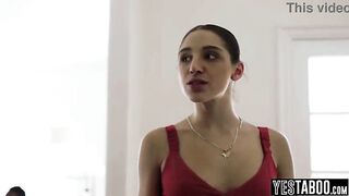 Curvy small breathtaking mother I'd like to fuck seduces and screws BBC dude from her gym