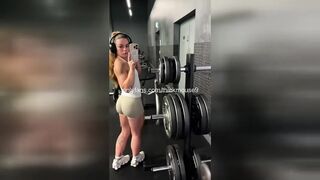 Magnificence Gap Mishap: Virgin Teen's Public Experimentation Anonymous Sensation