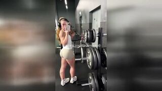 Magnificence Gap Mishap: Virgin Teen's Public Experimentation Anonymous Sensation