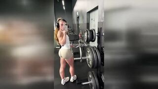 Magnificence Gap Mishap: Virgin Teen's Public Experimentation Anonymous Sensation