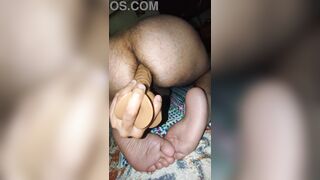 Fingering Hirsute aperture whilst vibrator makes me fart