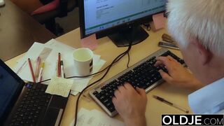 Youthful Old Boss Bangs Secretary Teen Cunt bangs her and facial jizz flow