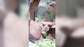 Large Chubby Throat Gets Her Cumming Down South