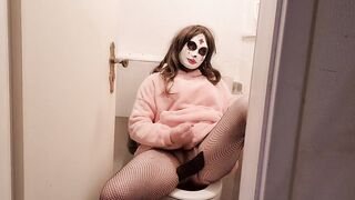 Youthful trans woman jerks off in the shitter