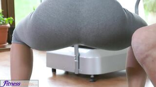 FitnessRooms Multiple orgasms for ebony haired gym nymph