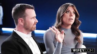 WIFEY Breathtaking Fit Hotwife Jessie Gets Stretched Out By BBC In Front Of Hubby