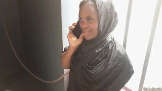 How Nigerian Student Melissa Enticed and Screwed Her Lecturer to Pass Her Last Exams in University