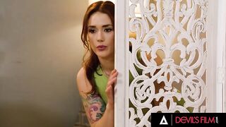 DEVILS FILM - Ashlyn Peaks Exhibitionist Fap Lures Siri Dahl Str8 Into Sexy Lesbo Scissoring