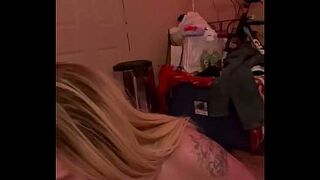 Former stripper with a great booty gets paid to suck dick and likes getting banged hard doggy position